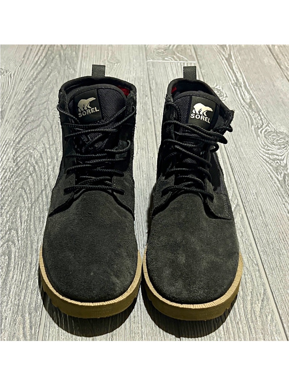Sorel Black Suede Chukka Boots with Gum Sole